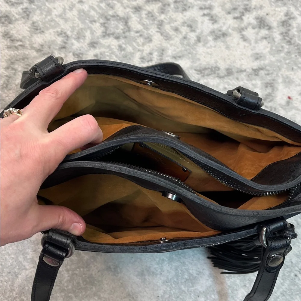 PATRICIA NASH POPPY TOTE BLACK LEATHER LEAF PATTERN TASSEL 3 COMPARTMENTS - Picture 17 of 17